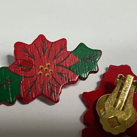VTG Jeff Lieb Holiday Poinsettia Wooden Clip On Earrings Christmas1.75"x1" - Picture 3 of 14